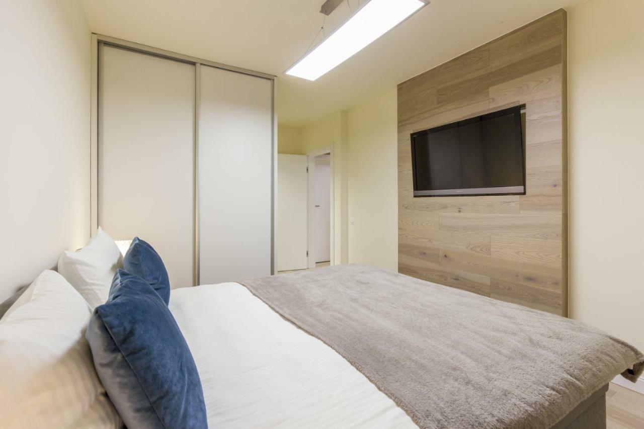 My Place Grand Hill คลูจ-นาโปกา ภายนอก รูปภาพ